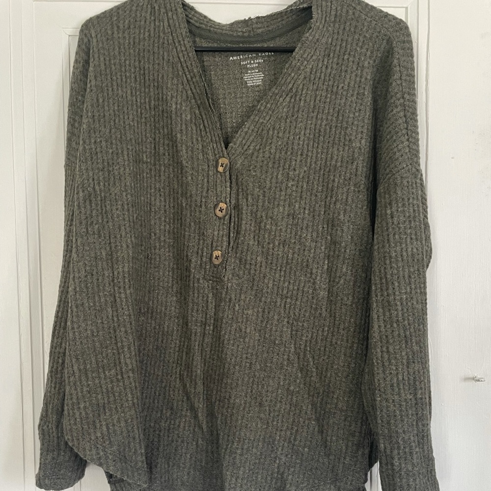 American eagle sweater. Size medium